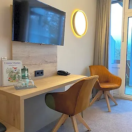 Hotel & Restaurant Kronenhof Am Weser-radweg Trendelburg
